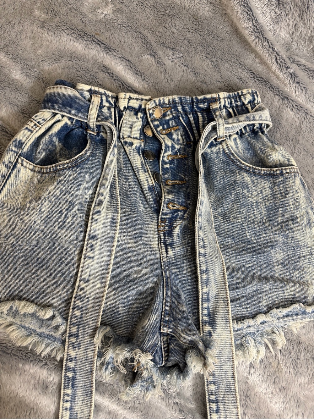 Forever 21 Acid Wash Blue High-Waist Tie-Belt Denim Shorts